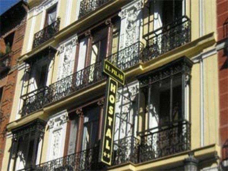 Hostal El Pilar Madrid Exterior foto